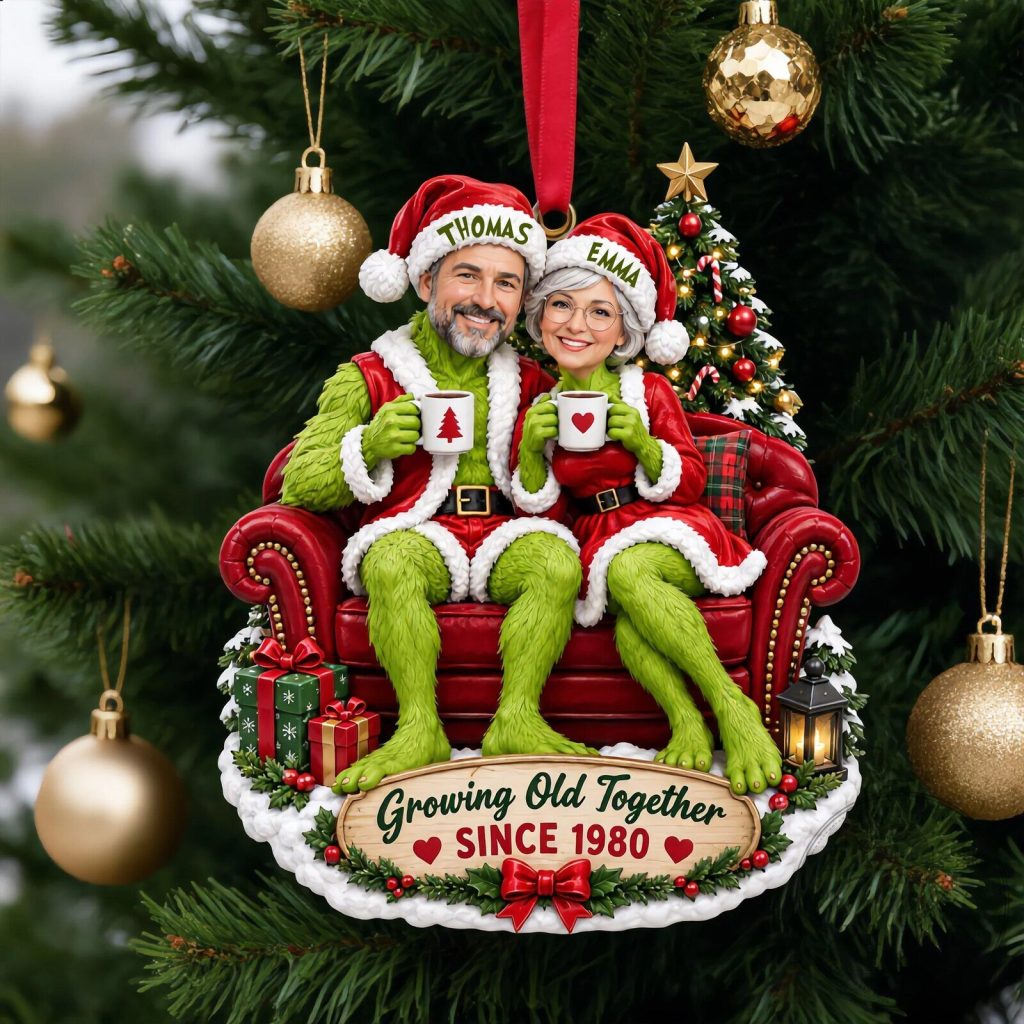 Personalized Grinch Couple Christmas Tree Ornament with Custom Names and Year Personalized Grinch Couple Christmas Tree Ornament with Custom Names and Year