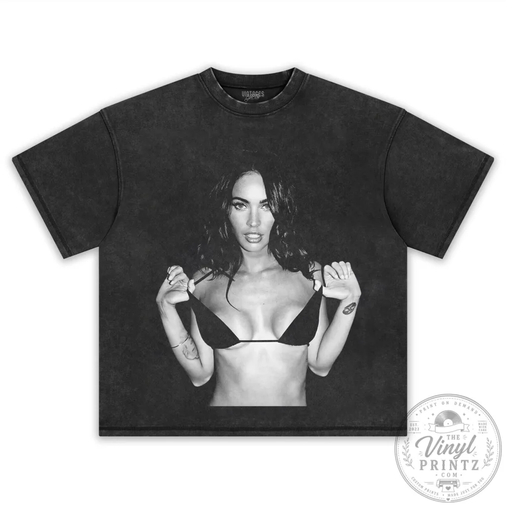 Megan Fox Black and White Photo Graphic Print Vintage Washed T-Shirt 43 Megan Fox Black and White Photo Graphic Print Vintage Washed T-Shirt